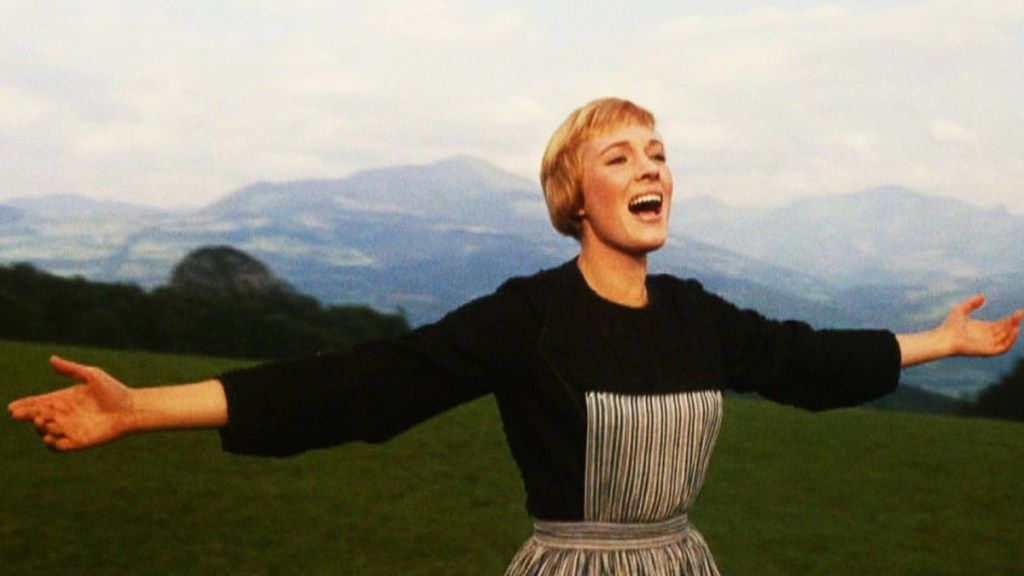 Julie Andrews „Muzikos garse“ (1965)