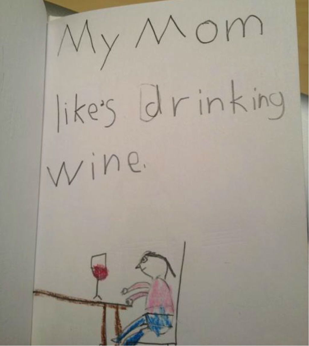 Dricker vin rolig unge