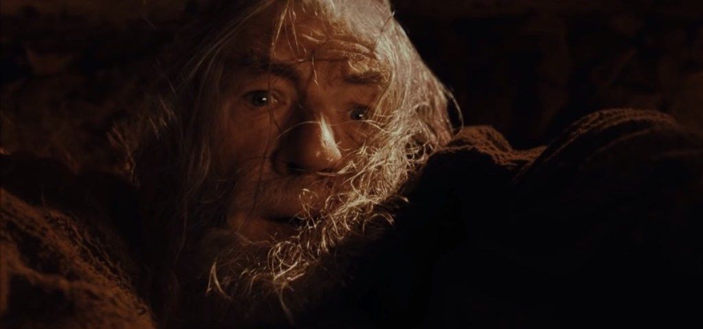 إيان ماكيلين في فيلم The Lord of the Rings: The Fellowship of the Ring