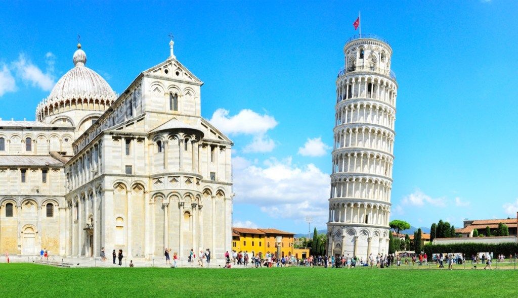 Trampas para turistas de la torre inclinada de Pisa
