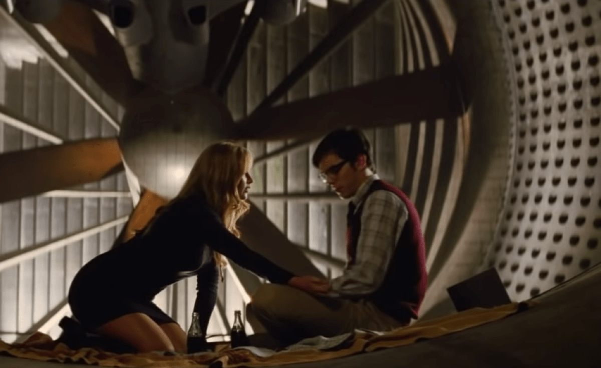 Jennifer Lawrence i Nicholas Hoult u X-Men: prva klasa