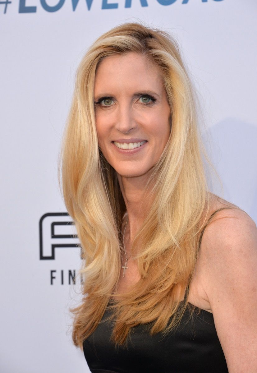 Ann Coulter tại Comedy Central Roast of Rob Lowe năm 2016