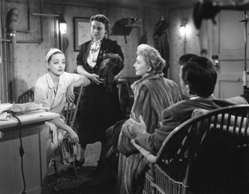Bette Davis in igralska vloga v garderobi na snemanju All About Eve