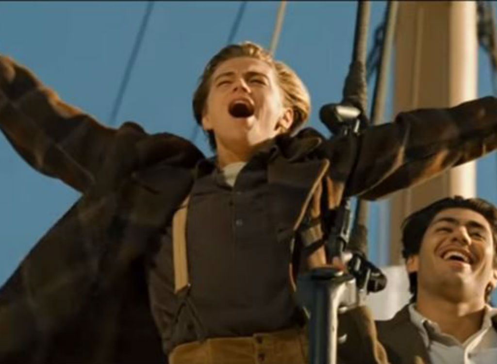 Garis film improvisasi Titanic