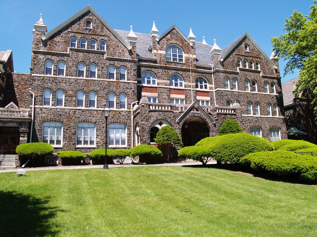 Universidades más antiguas de Moravian College en América