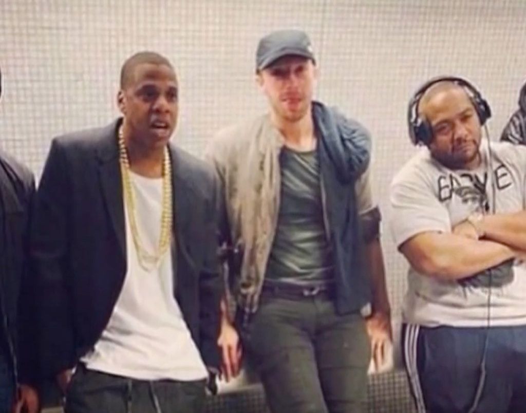 Jay-Z, Chris Martin, celebridades de Timbaland usando transporte público