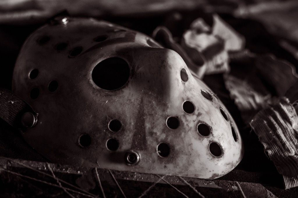 Jason Vorhees Maske aus Halloween einer der besten Horrorfilme