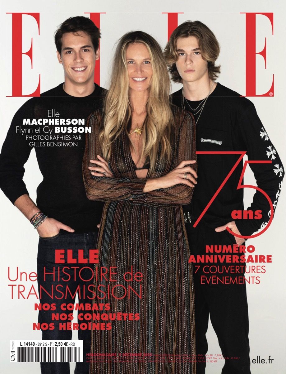 Супермоделът Ел Макферсън позира със синовете си за 'Elle'