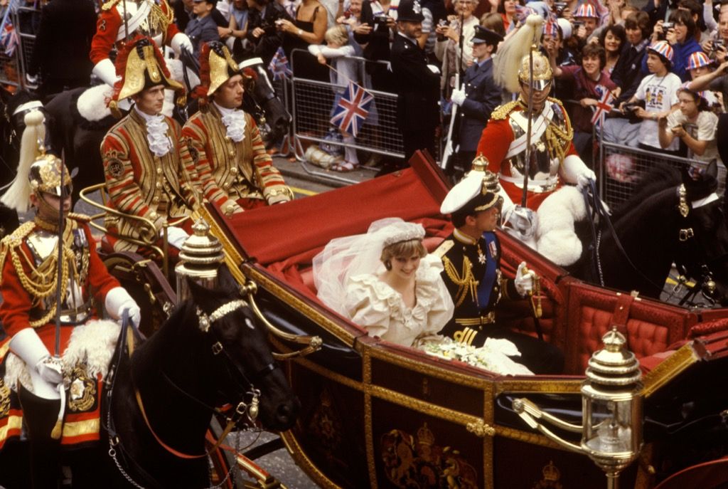 Princesės Dianos ir princo Charleso karališkos santuokos