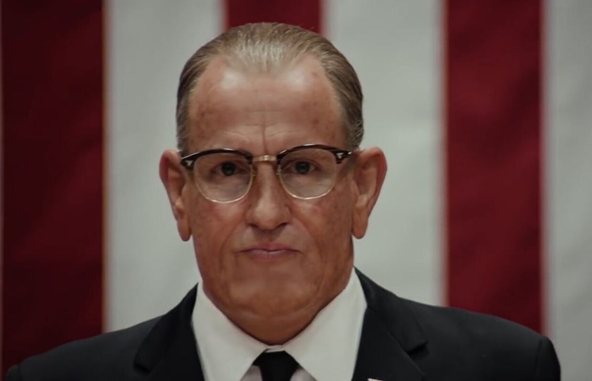 Woody Harrelson comme président lyndon b. johnson dans le film