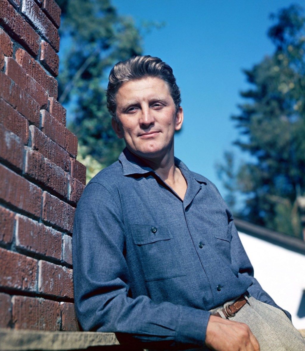 DAHYMD KIRK DOUGLAS Yhdysvaltain elokuvanäyttelijä noin 1950