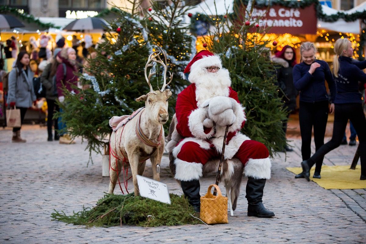 Kalėdų senelis Helsinkyje, Suomija