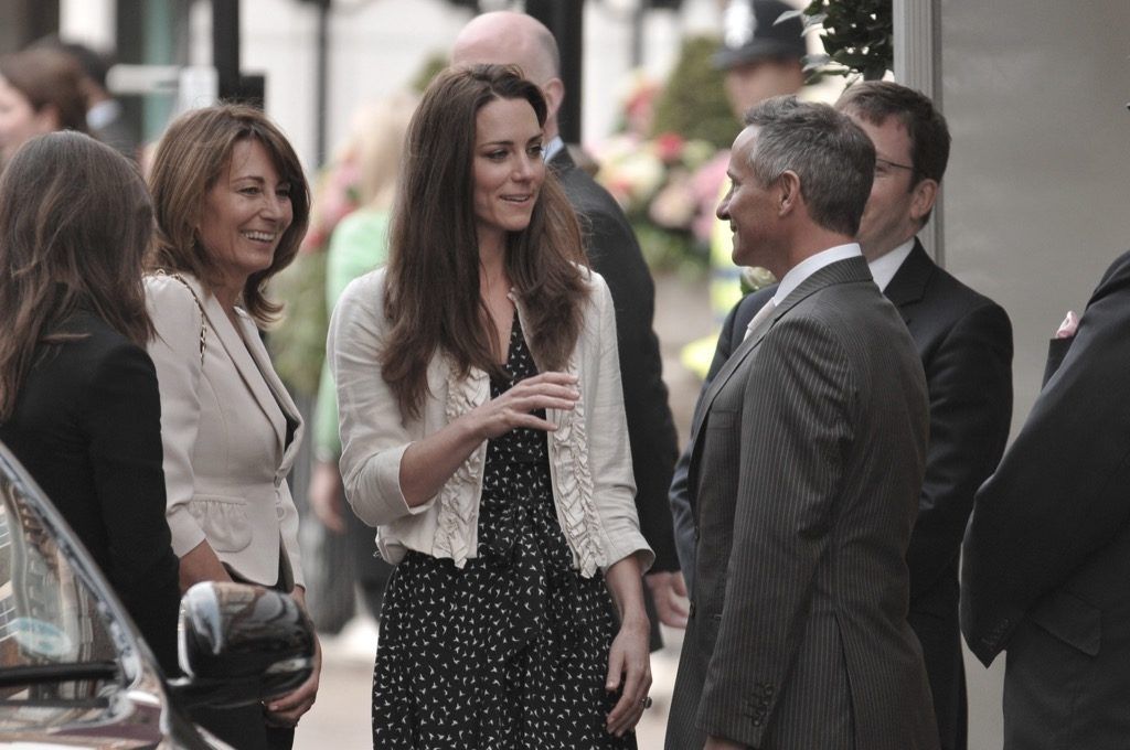 Kate Middleton และพ่อแม่ของเธอ