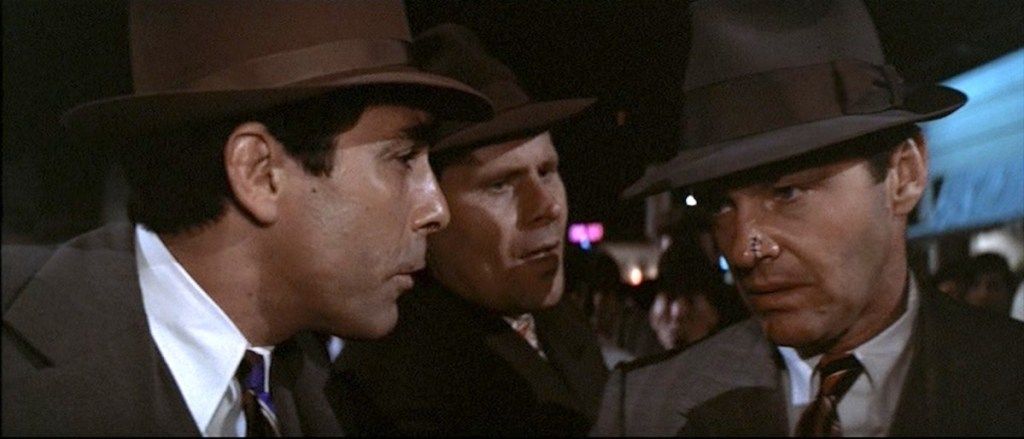 Jack Nicholson, Bruce Glover ja Perry Lopez Chinatownissa (1974)