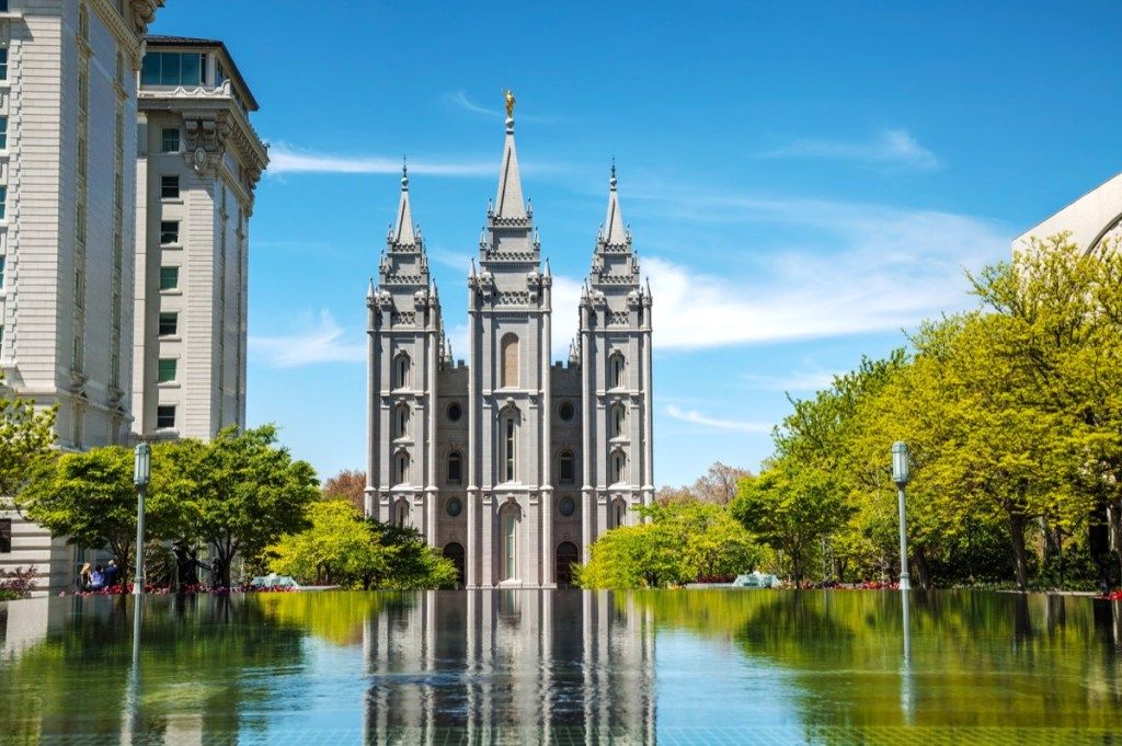 Мормонски храм в Солт Лейк Сити, Юта в слънчев ден