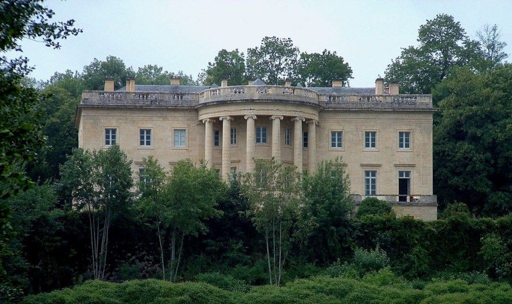 n ranska: La Bachellerie - Valkoisen talon kaltainen Château de Rastignac