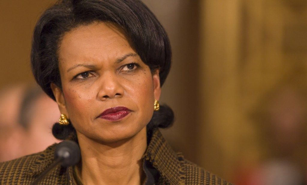 condoleezza ris første svarte kvinnelige statssekretær, kvinnelige prestasjoner