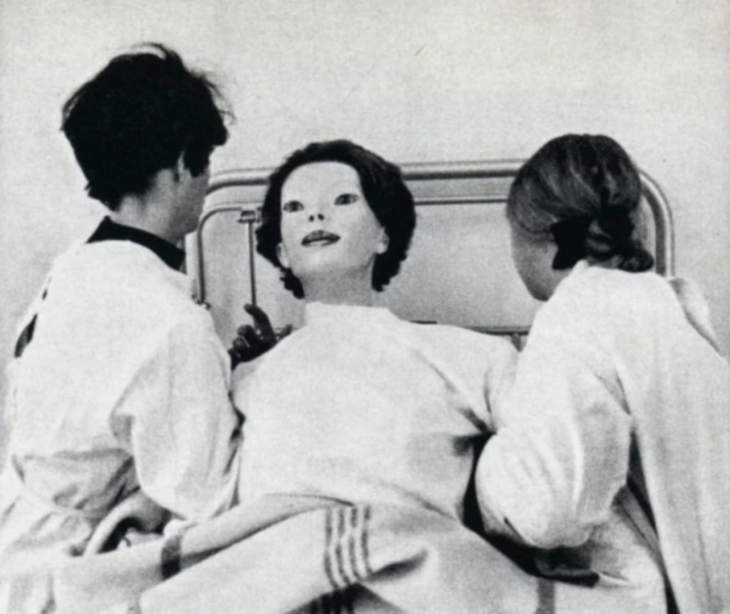 The Expressionless {Scary Urban Legends}