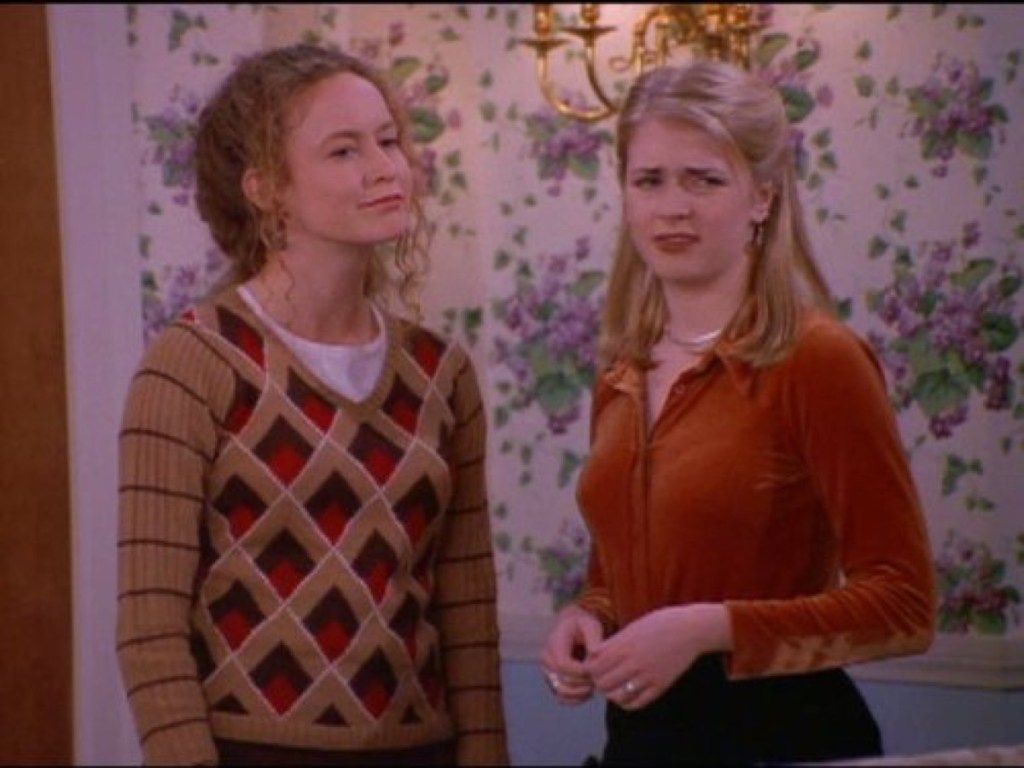 zrzut ekranu z programu telewizyjnego Sabrina, nastoletnia czarownica, poczuj się staro