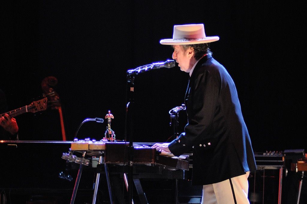 Боб Дилън, музика на живо