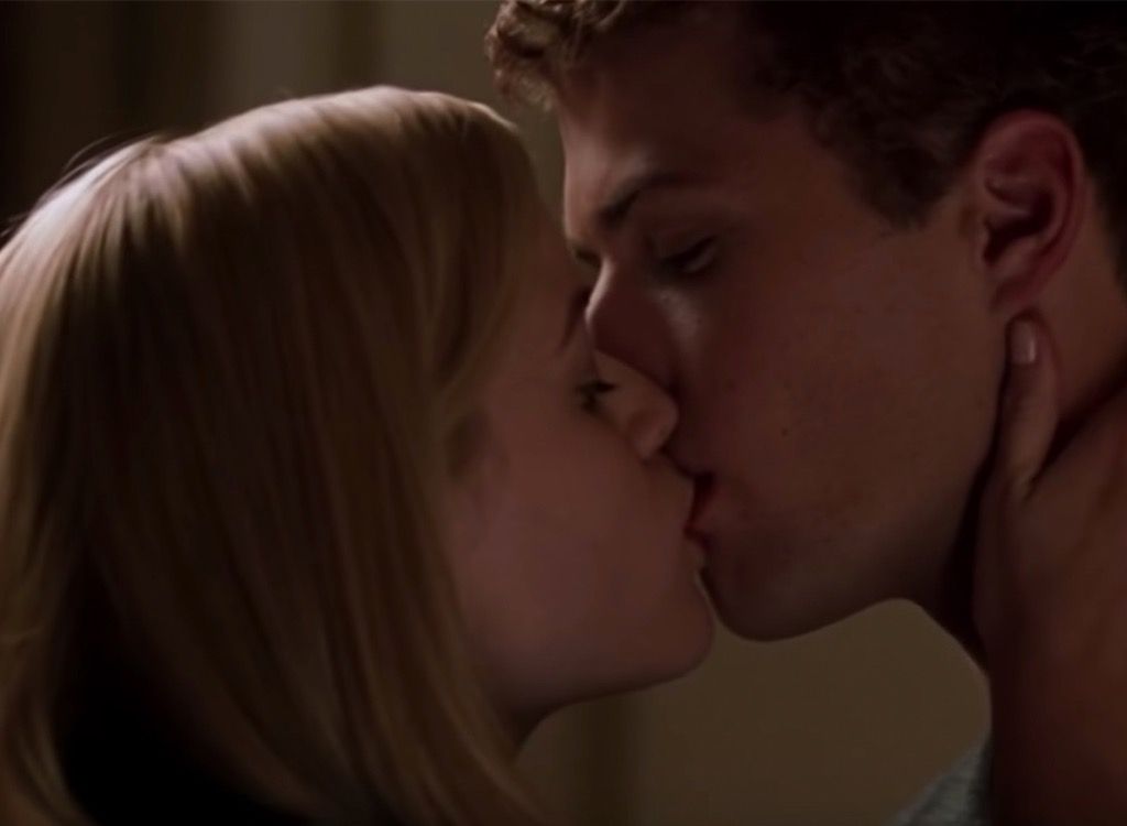 จูบซ้ำซากในภาพยนตร์ภาพยนตร์โรแมนติกวัยรุ่นที่ดีที่สุด