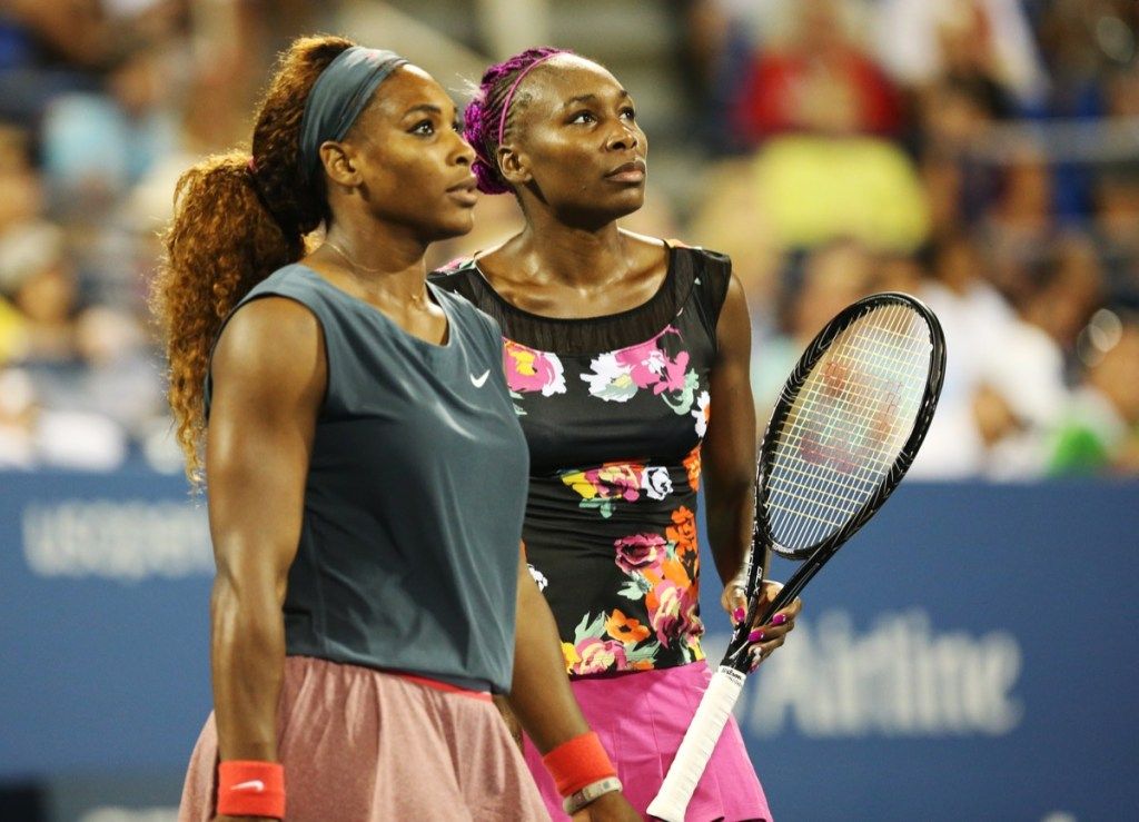 frații Serena și Venus Williams care au făcut echipă