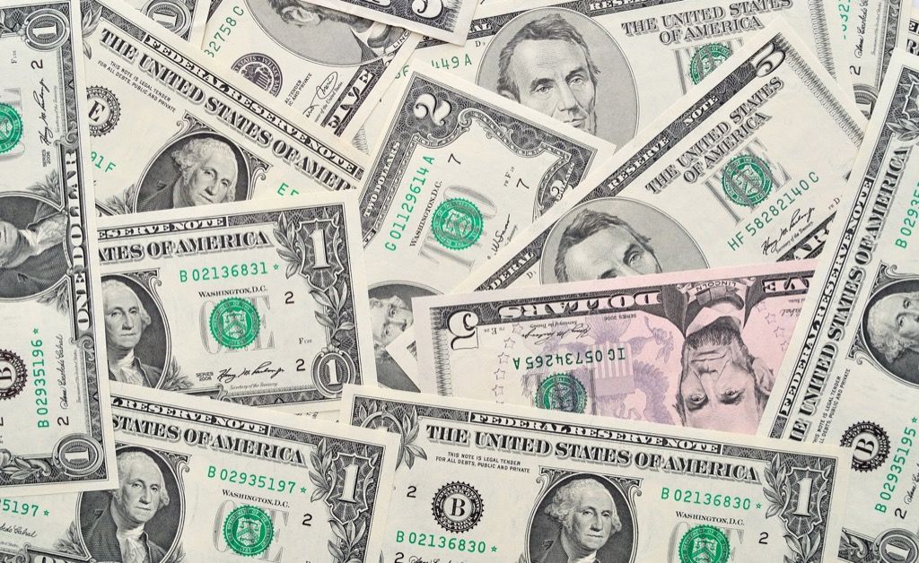 kontanter, sprø fakta om dollarregninger