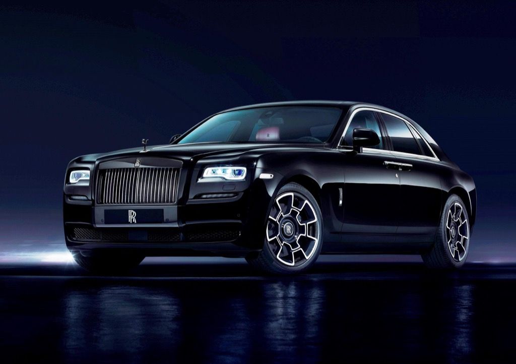 Черный значок Rolls Royce Ghost