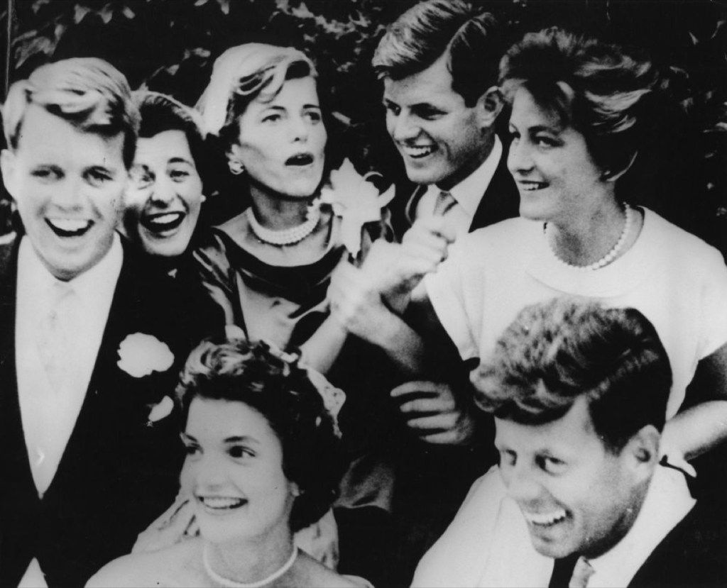 Jackie Kennedy y JFK en el día de su boda JFK Boda de Jackie Kennedy