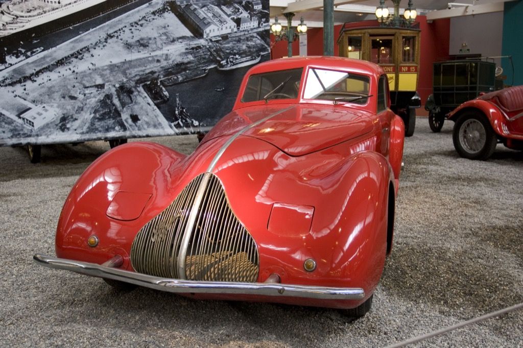 Muzeji automobila, Grad l