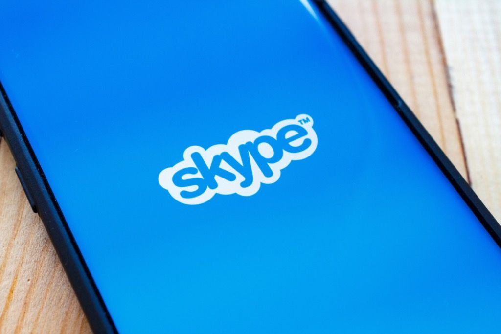 asal nama syarikat skype