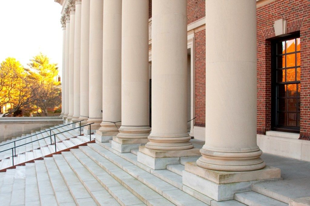 степенице библиотеке харвард