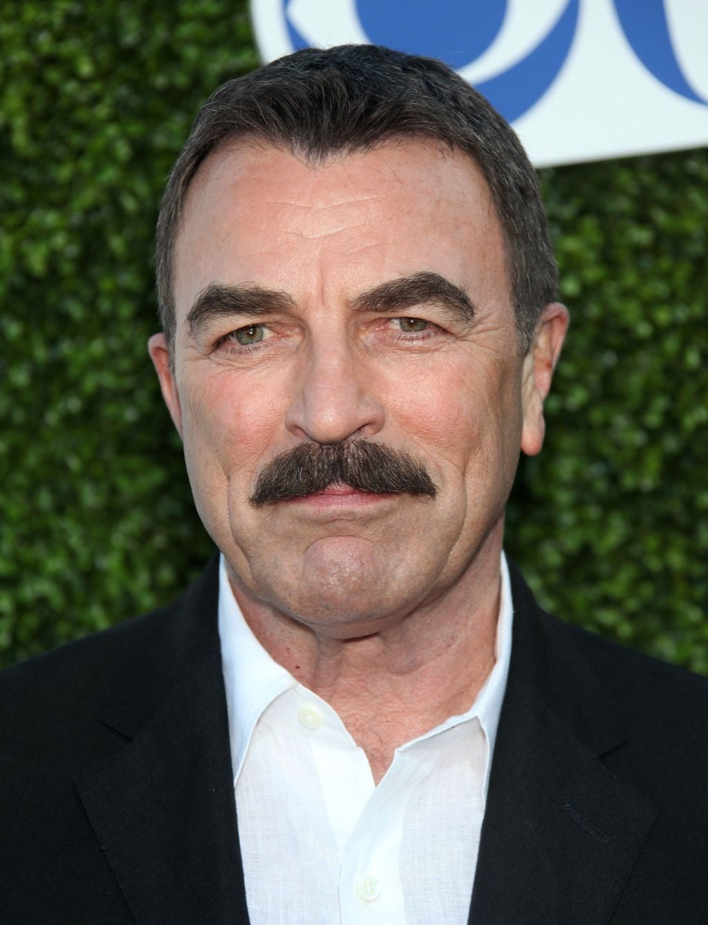 actores tom selleck
