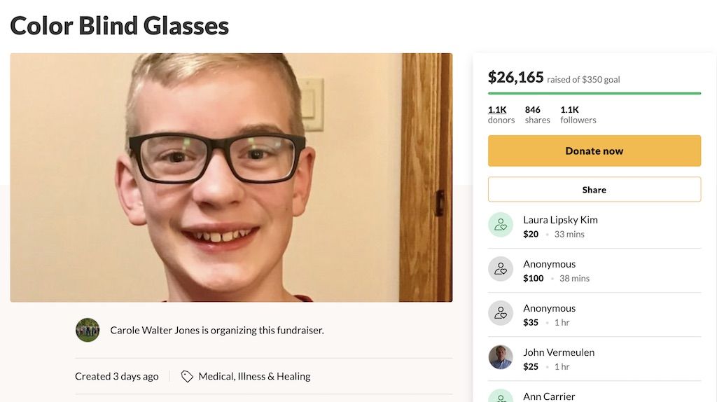 Ten podnoszący na duchu film przedstawia okulary dla daltonistów pomagające dwunastolatkowi widzieć kolor