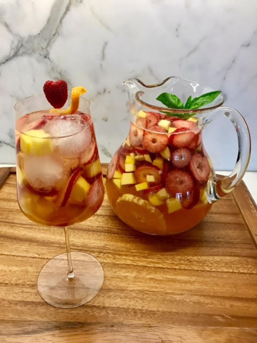 Sangria, cocktails