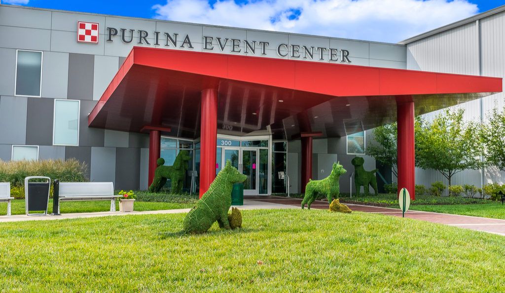 Purina Event Center компании, принимающие домашних животных