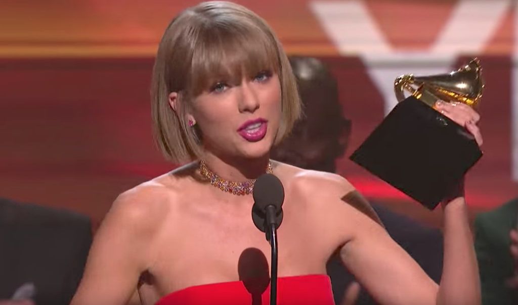 Taylor Swift Komik Ödüller Kabul Konuşması Punchlines