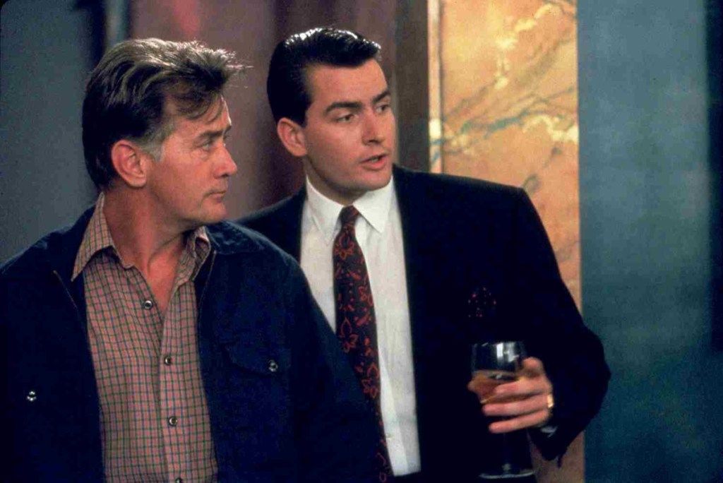 Charlie Sheen y Martin Sheen en Wall Street (1987)