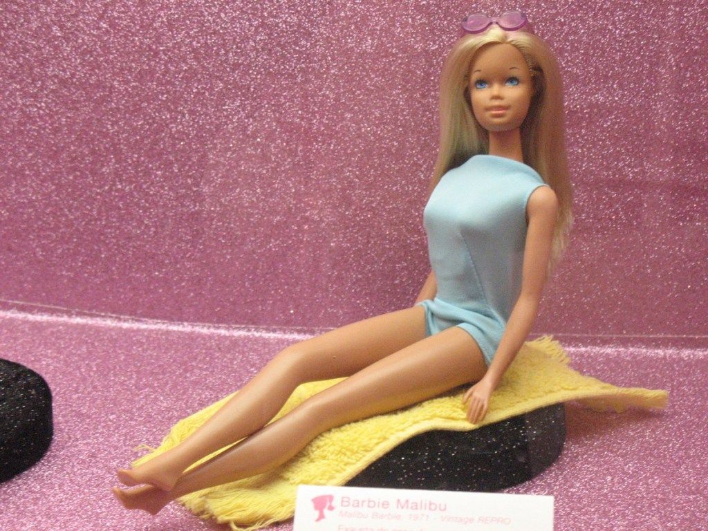 1970-ųjų senovinė „Malibu barbie“