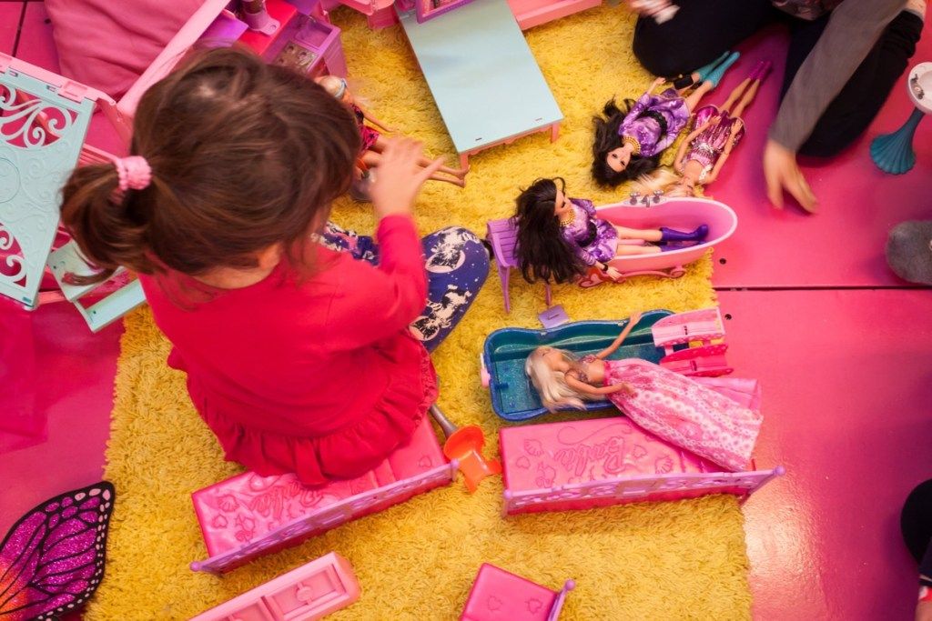 MILAN, ITALIA - 22.MARRASKUU: Barbie-nuket G: ssä! come giocare, peleille, leluille ja lapsille omistettu messut 22. marraskuuta 2013 Milanossa. - Kuva