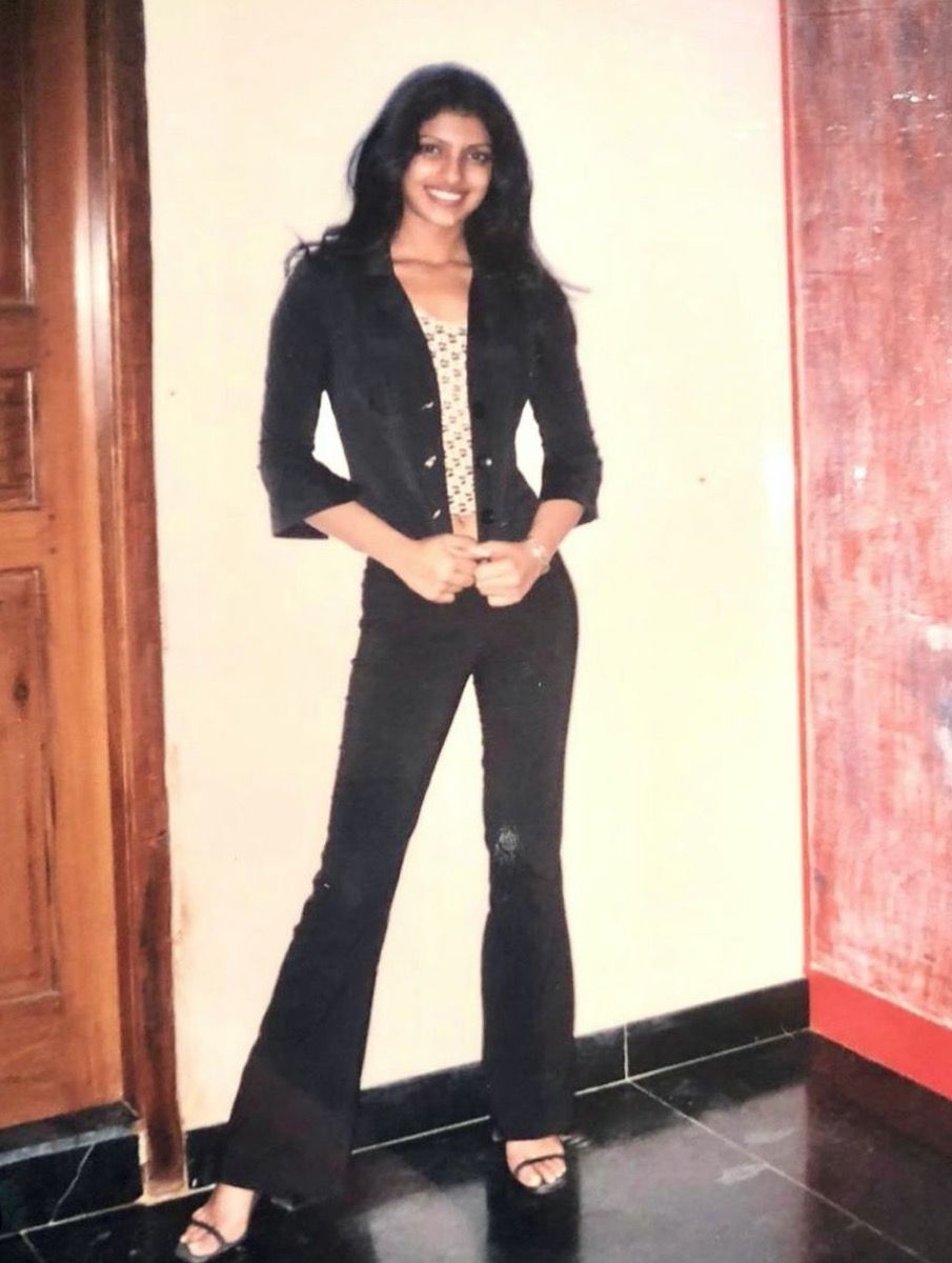 Priyanka Chopra acaba de compartir un adorable retroceso de sí misma a los 17