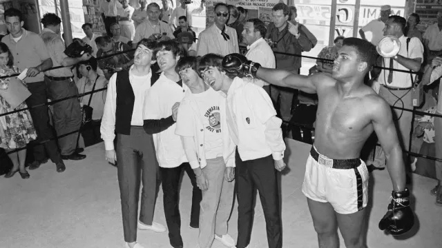 Beatli so sovražili Muhammada Alija, ker jih je naredil 'izgledati neumne', pravi Insider