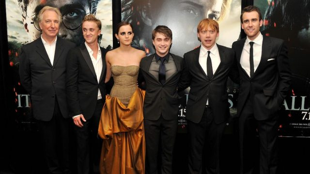   Alan Rickman, Tom Felton, Emma Watson, Daniel Radcliffe, Rupert Grint y Matthew Lewis en el estreno de"Harry Potter and the Deathly Hallows — Part 2" in 2011