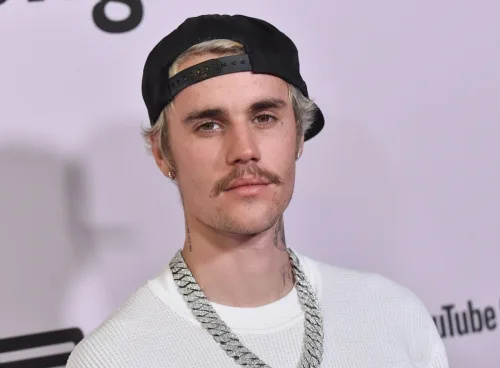   Justin Bieber na premiéře YouTube Originals' "Justin Bieber: Seasons" in 2020