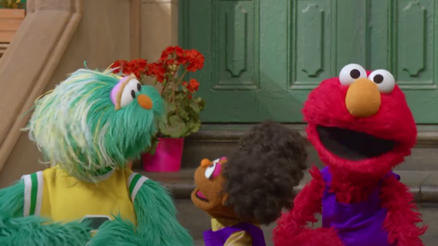 Fans smækker beslutningen om at revidere 'Sesame Street': 'Endnu en klassiker ødelagt'