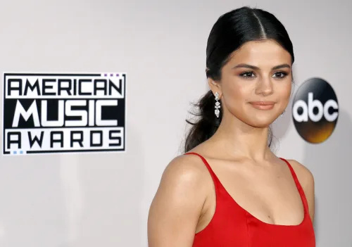   Selena Gomez la American Music Awards 2016