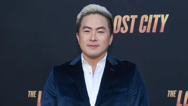 Zašto fanovi 'SNL-a' misle da Bowen Yang odustaje zbog nedavnih kontroverzi