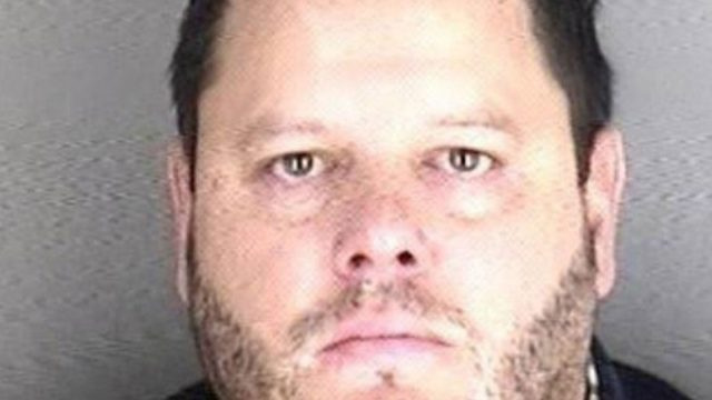 Kansas-mies tuomittiin yli 350 laittoman ruumiinavauksen suorittamisesta ja asiakkaiden huijaamisesta 1,1 miljoonalla dollarilla