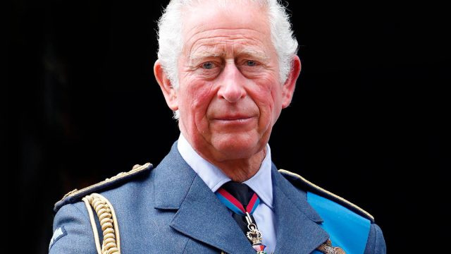  El Príncipe de Gales y la Duquesa de Cornualles asisten al Servicio de Acción de Gracias y Rededicación del 81° Aniversario de la Batalla de Gran Bretaña