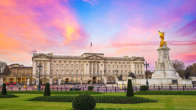 Tõeline põhjus, miks kuningas Charles ei taha Buckinghami paleesse kolida, väidab allikas